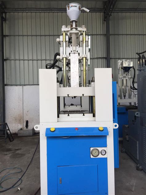 used vertical injection molding machines